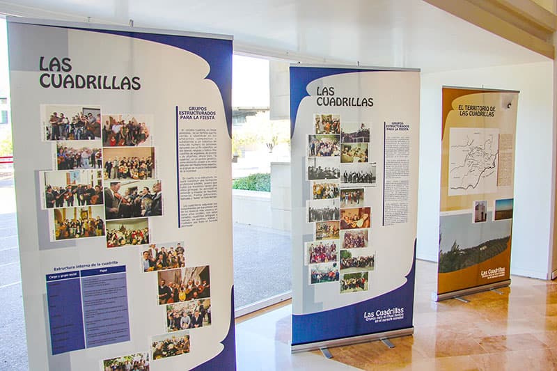 Exposición Cuadrillas para el ritual festivo